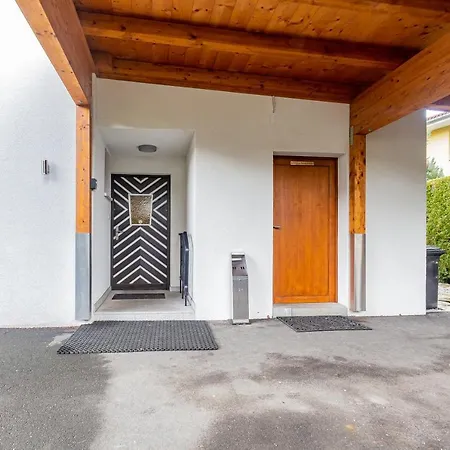 别墅 Hohe Tauern - Steinbock 滨湖采尔